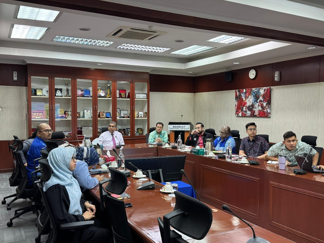 Presentation on Early Findings of the Exploratory Research on Gaming and Extremism