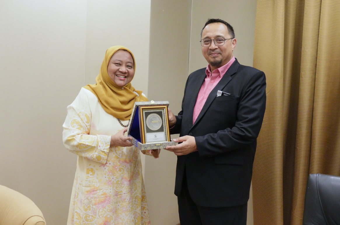 MEETING BETWEEN THE SOUTHEAST ASIA REGIONAL CENTRE FOR COUNTER-TERRORISM (SEARCCT) AND THE DEPARTMENT OF HIGHER EDUCATION (JPT)