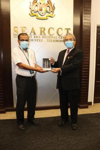 Courtesy Call on Deputy Director-General of SEARCCT, Amb. Khairi Omar by PETRONAS